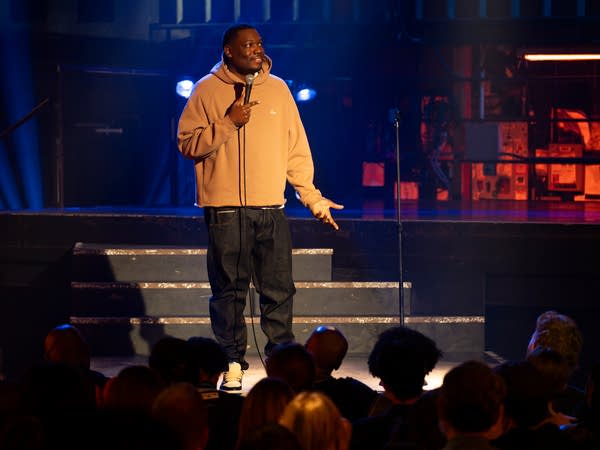 Michael Che